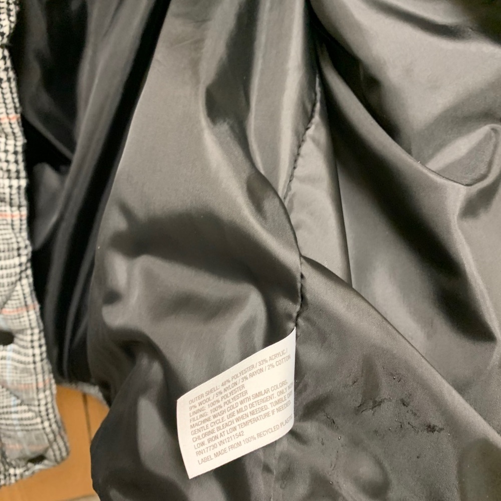 Jacket - Picture 3 of 7